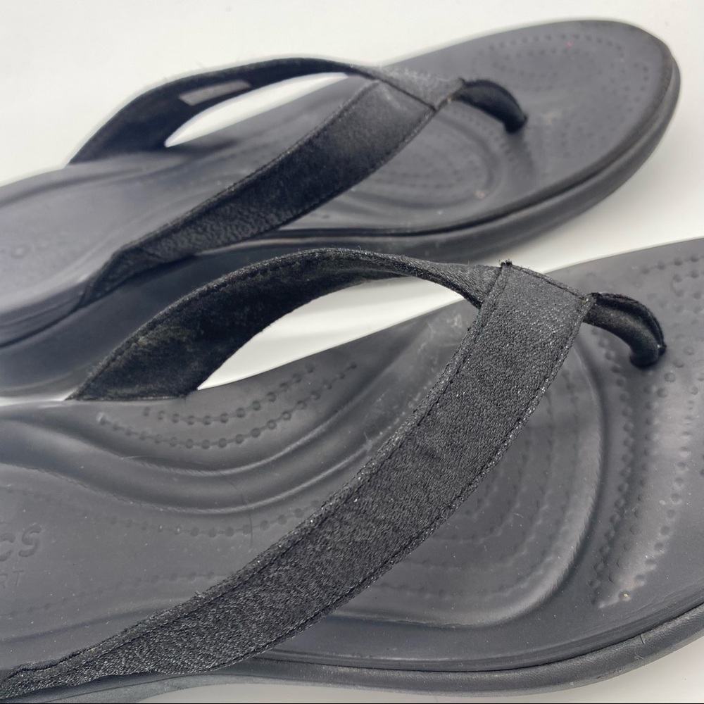 Crocs Capri V Black Shimmer Leather StrapThong Flip Flops Shoes Women’s Size 7